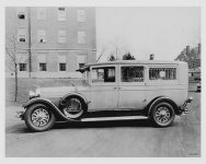 1928 lincolin ambulance-.jpg