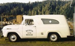 1957 Ford ambulance (Scotia, NY VFD).JPG