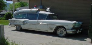 1958PontiacSuperChiefAmbulance1.jpg