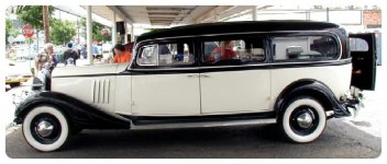 1933 Henny pontiac hearse.jpg