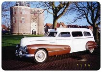 1946 Buick Roadmaster Ambulance.jpg